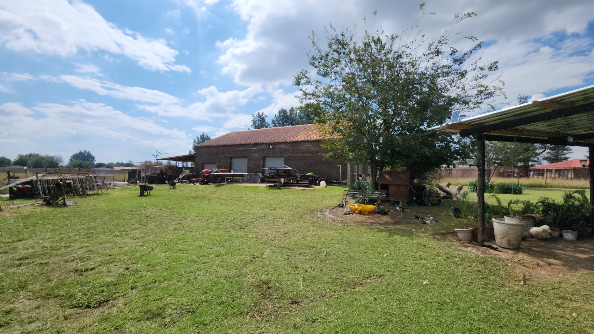 STORE ROOM WITH OFFICE SPACE