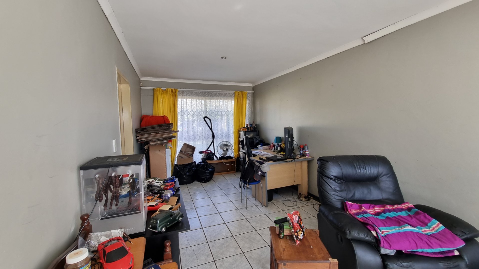 Photo 8