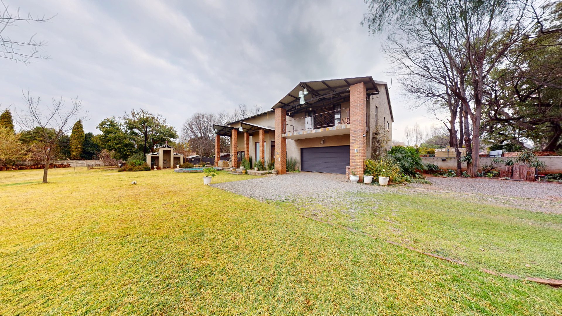 DRIVEWAY AND FULL VIEW