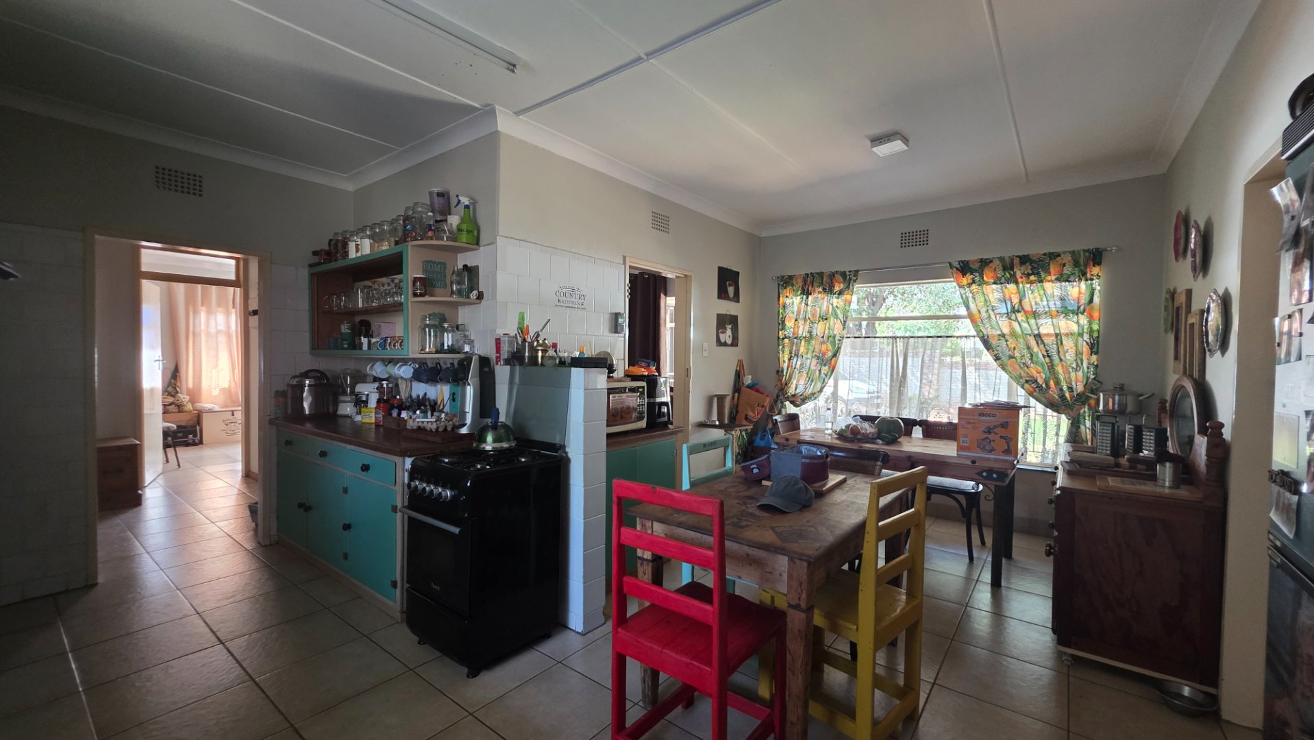 KITCHEN/DINER MAIN HOUSE