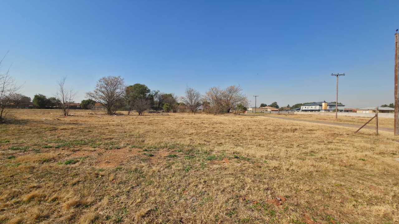 Spacious Vacant Land – Ideal Development Opportunity