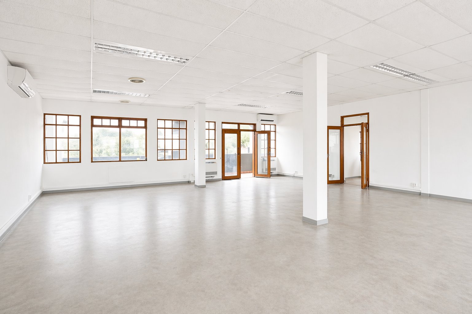 301 m² First Floor Office Suite To Let at Promenade Shopping Centre | Suite 30 | Spacious Mbombela CBD Workspace photo 6