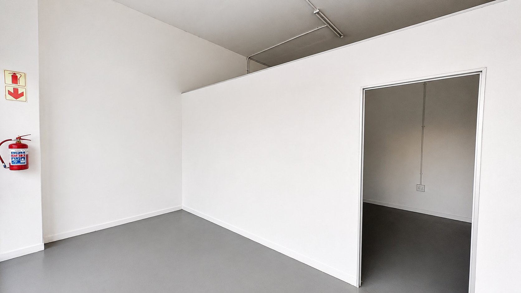 33 m² Ground-Floor Retail Shop To Let at 1 on First | Shop 15, Dunvegan photo 6