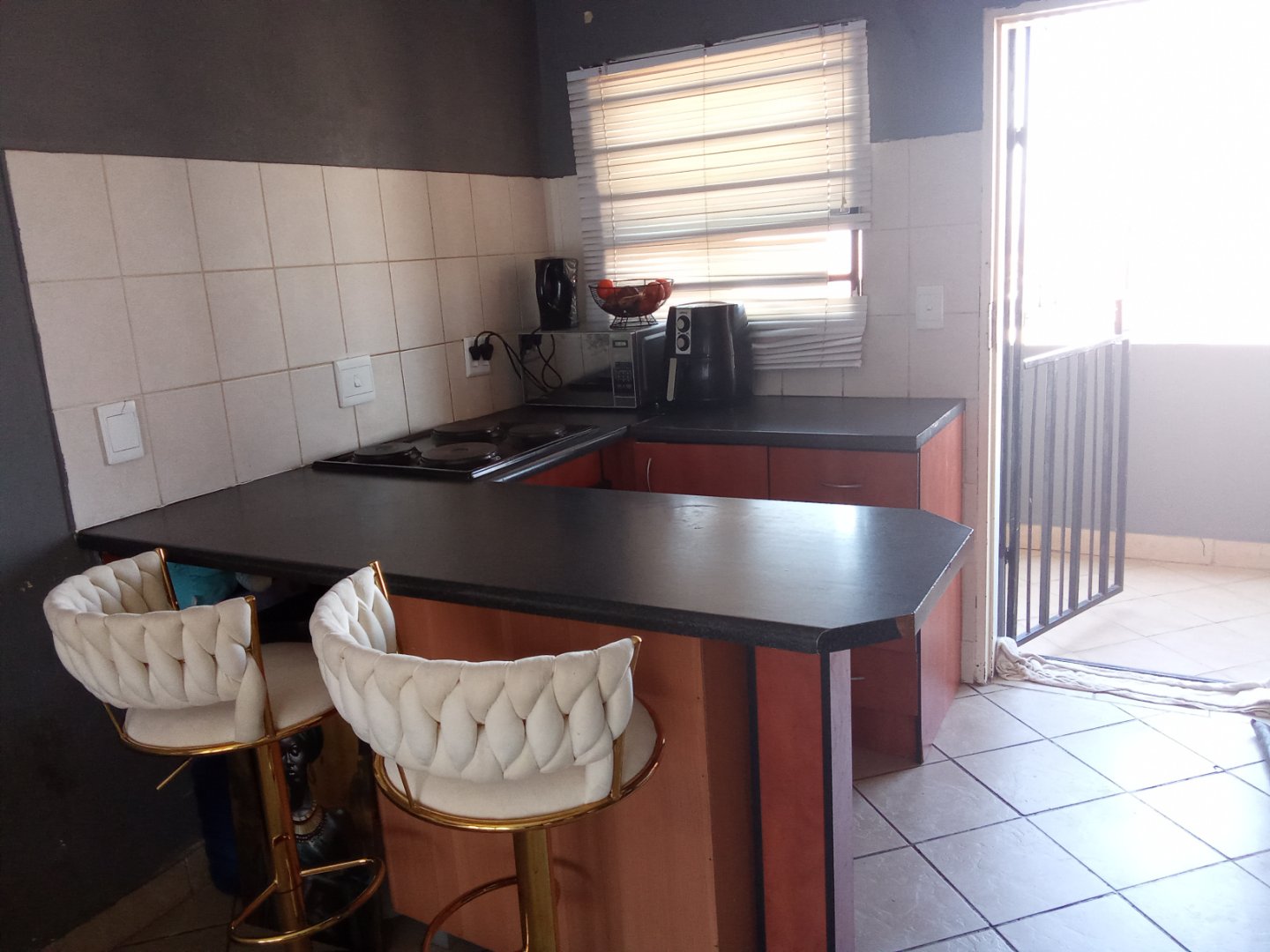 Spacious Bergsig Flat with Open Plan Living