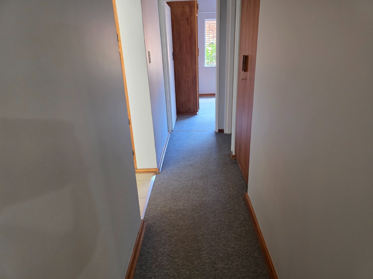 Spacious ground floor unit photo 2