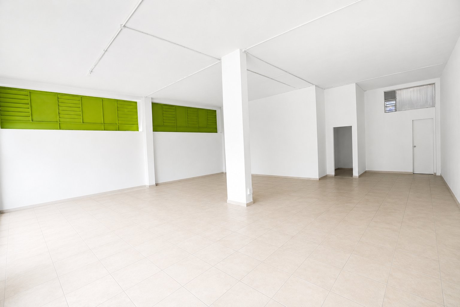 124 m² Ground Floor Restaurant Space To Let at One on First | Shop 16 | Prime Dunvegan Opportunity photo 4
