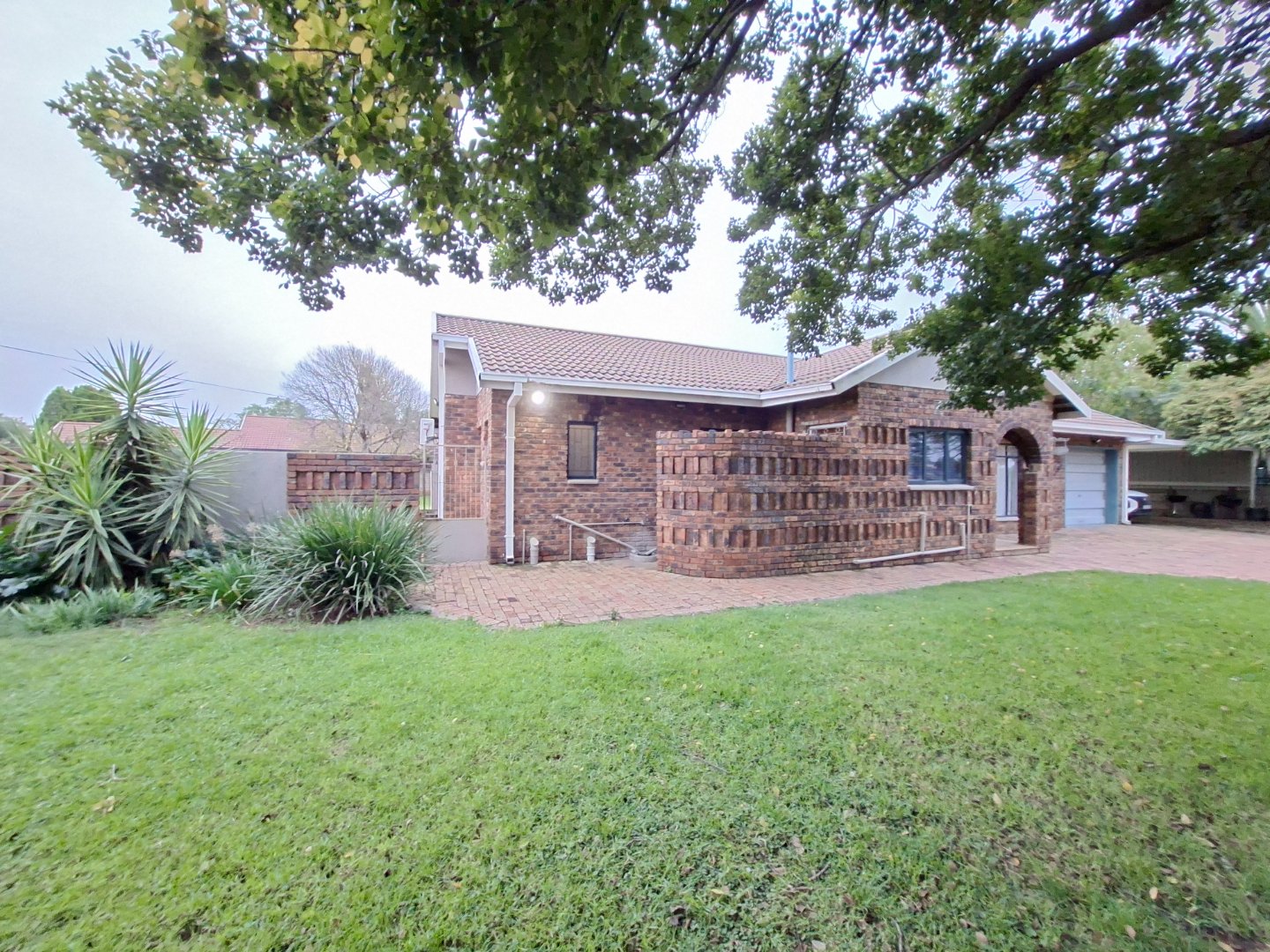 Spacious 3-Bedroom Home with Solar & Water Included