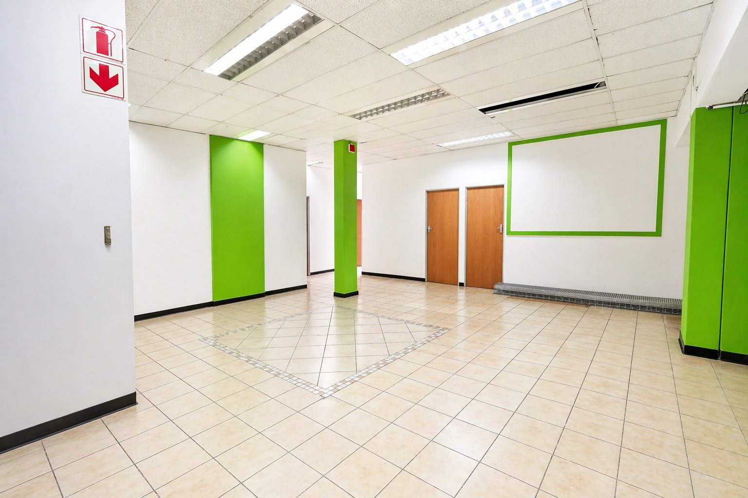 229 m² First Floor Office Suite To Let at Promenade Shopping Centre | Suite 23 | Well-Located Mbombela CBD Workspace photo 11