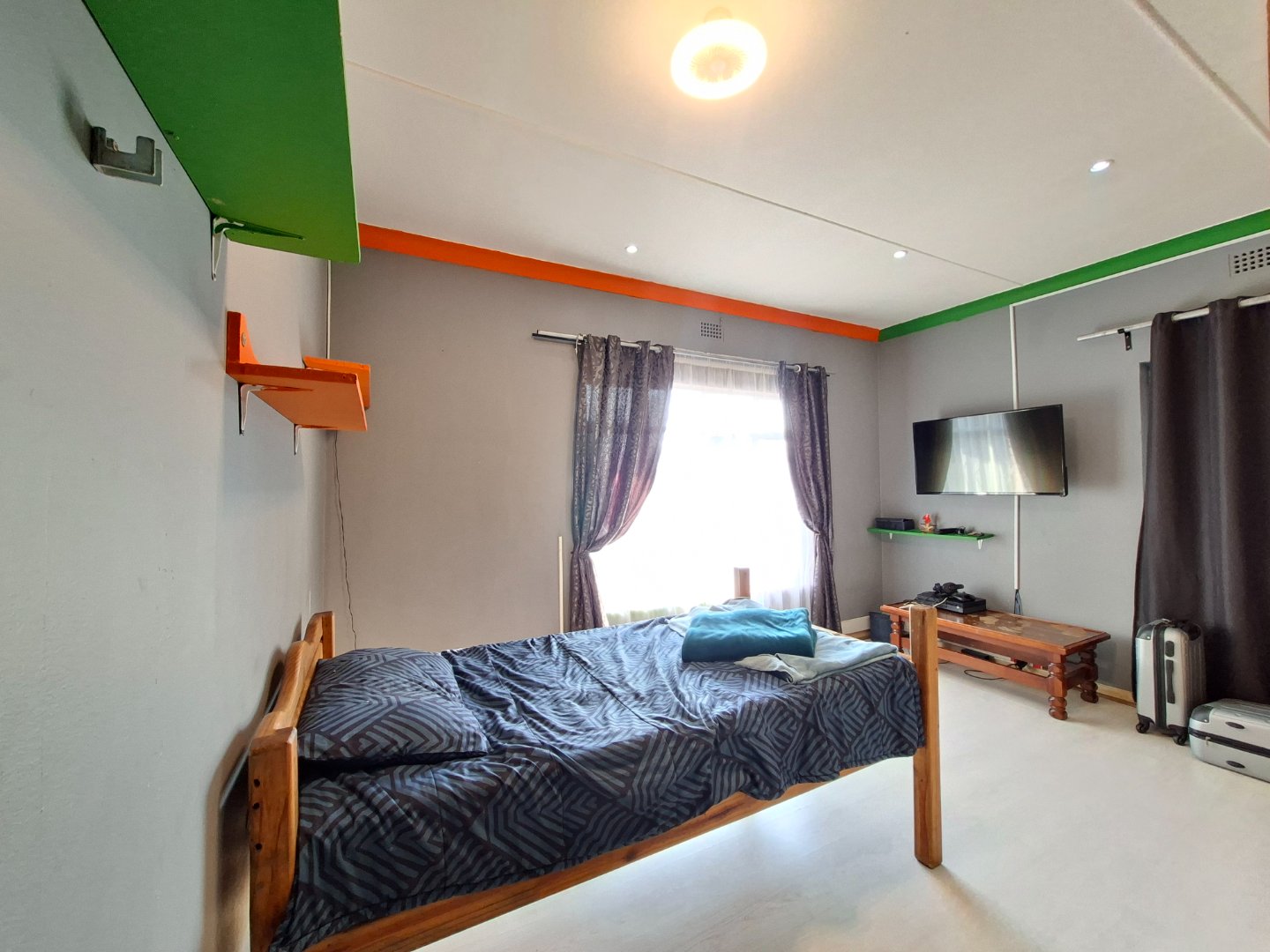 Photo 11
