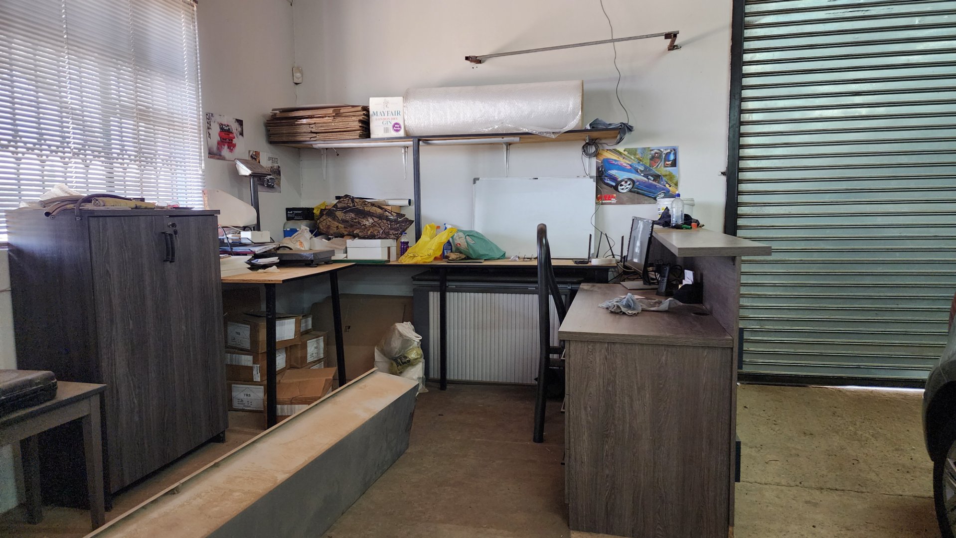 OFFICE CORNER IN WORKSHOP