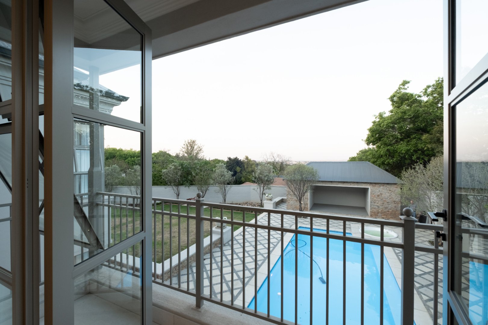 Newly Built 1,600m² Atholl Mansion, Fully Furnished and Ready to Move Into