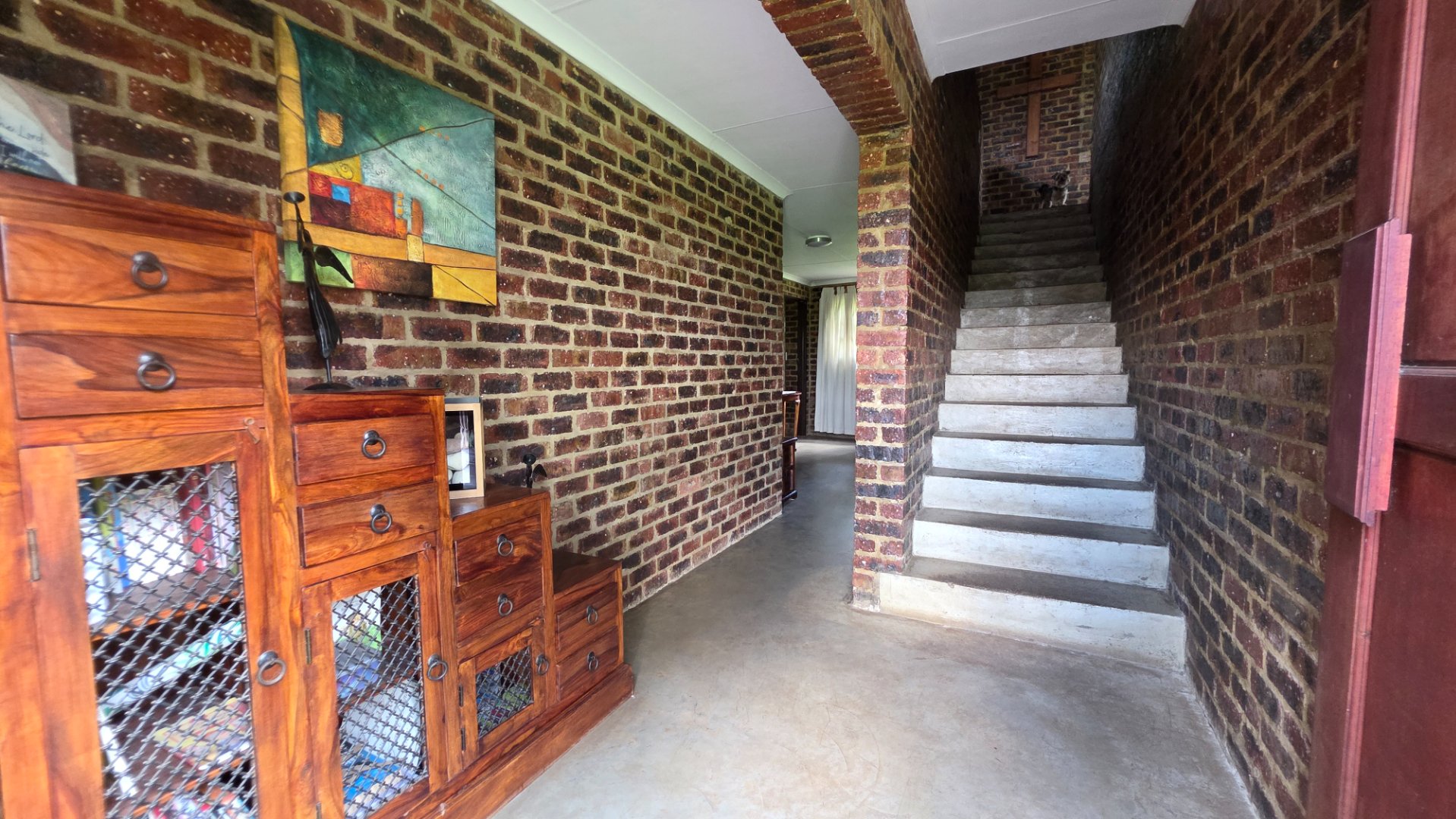 ENTRANCE HALL TO MAIN DWELLING