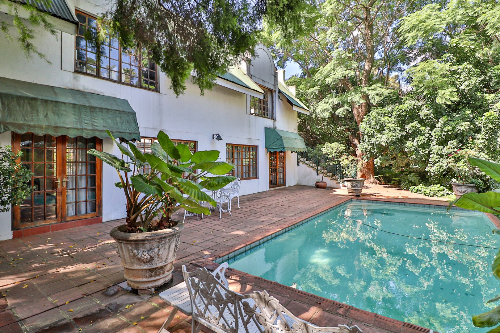 House For Sale in Arcadia IOL Property