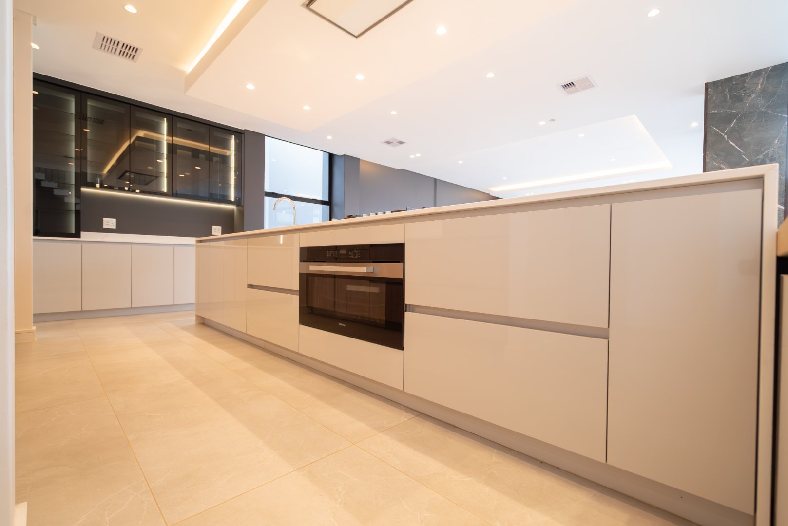 Brand-New 460m² Four-Bedroom Home in The Wahlberg, Atholl, Ready for Immediate Transfer
