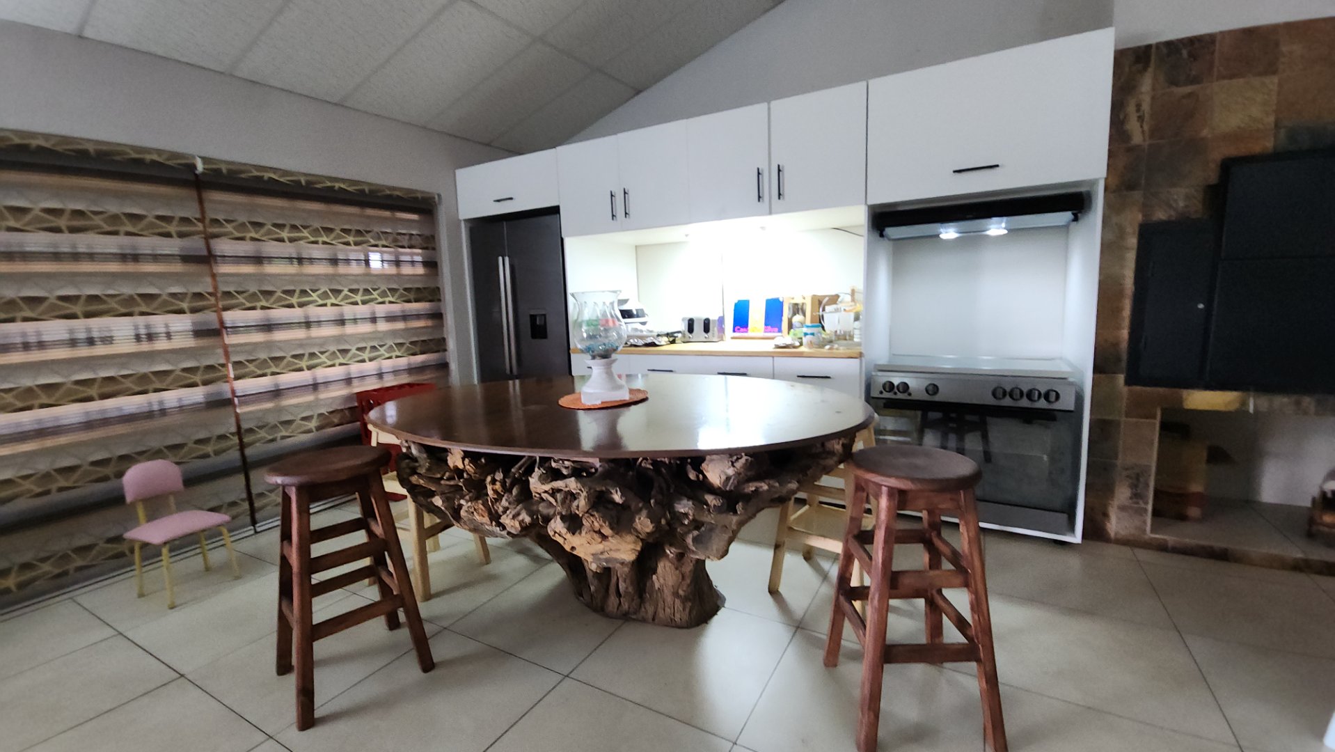 KITCHENETTE WITH DINING NOOK IN ENTERTAINMENT AREA