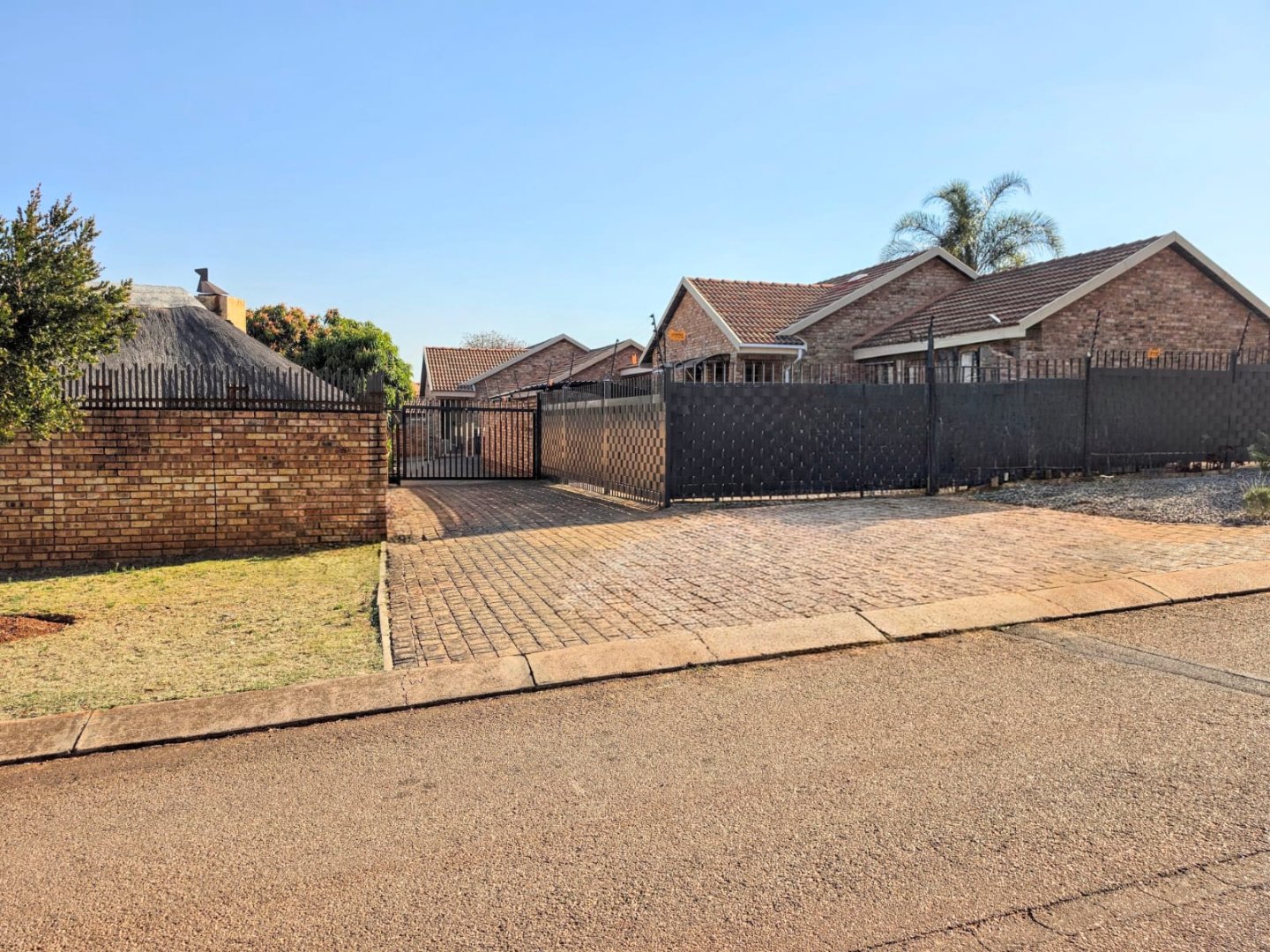 Modern 3-Bedroom Home in a Prestigious Area