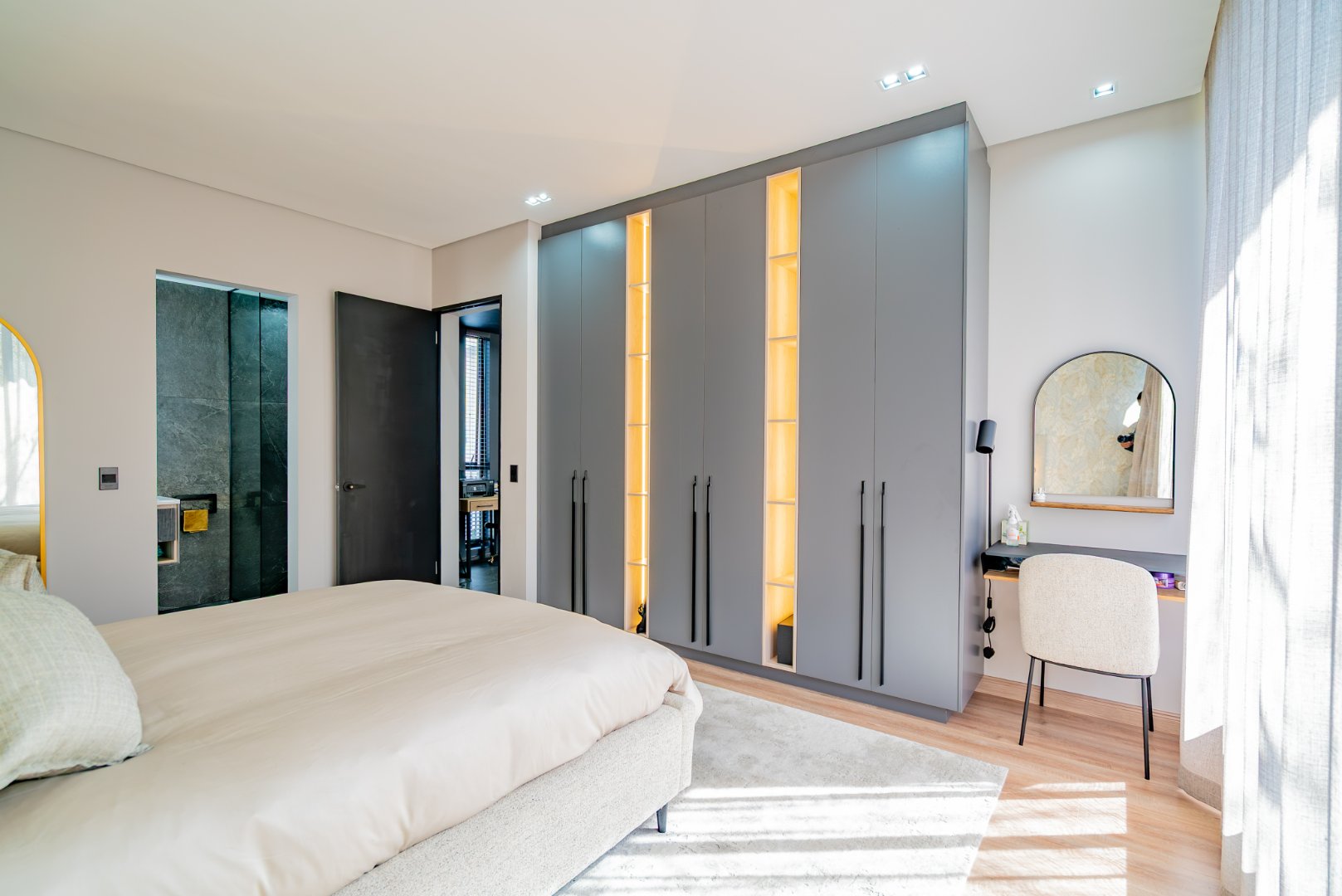 Fully Finished 4 Bed in Hyde Park | Green Belt Views, Manned Boom, Cap SmartGuard