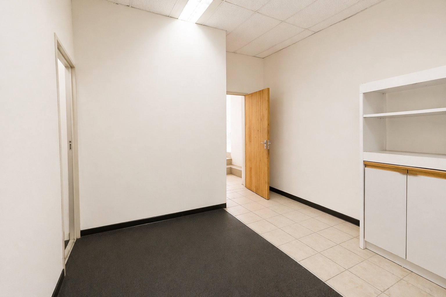 229 m² First Floor Office Suite To Let at Promenade Shopping Centre | Suite 23 | Well-Located Mbombela CBD Workspace photo 7