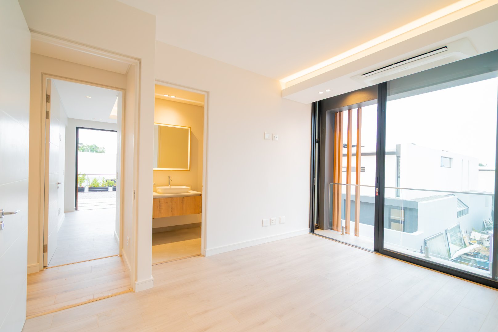 Brand-New 460m² Four-Bedroom Home in The Wahlberg, Atholl, Ready for Immediate Transfer