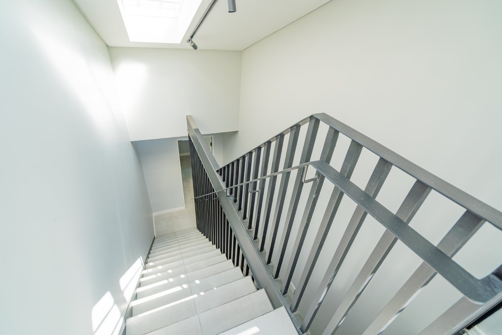 2-Bedroom Duplex with Private Roof Terrace