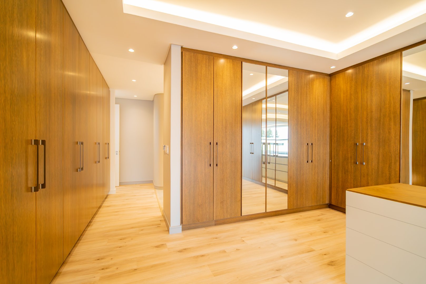 Brand-New 460m² Four-Bedroom Home in The Wahlberg, Atholl, Ready for Immediate Transfer