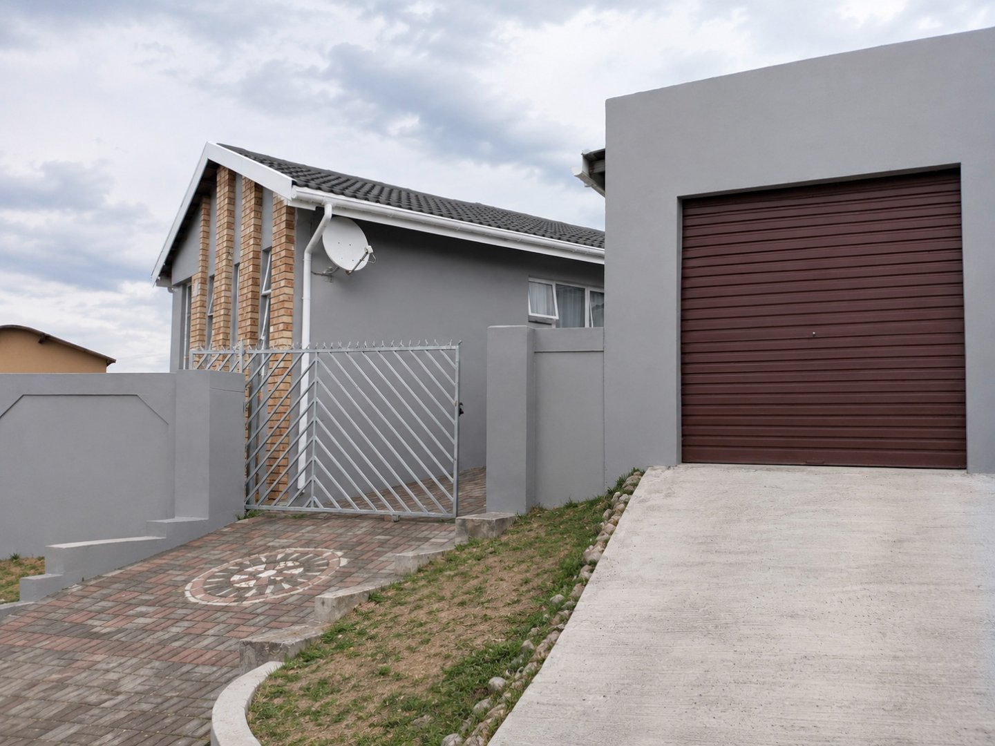 3 Bed House in Mdantsane Nu 4, Mdantsane for Sale - Photo 3