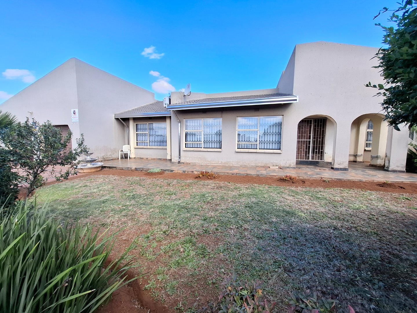 Family Home in Meyerton Park with Flatlet