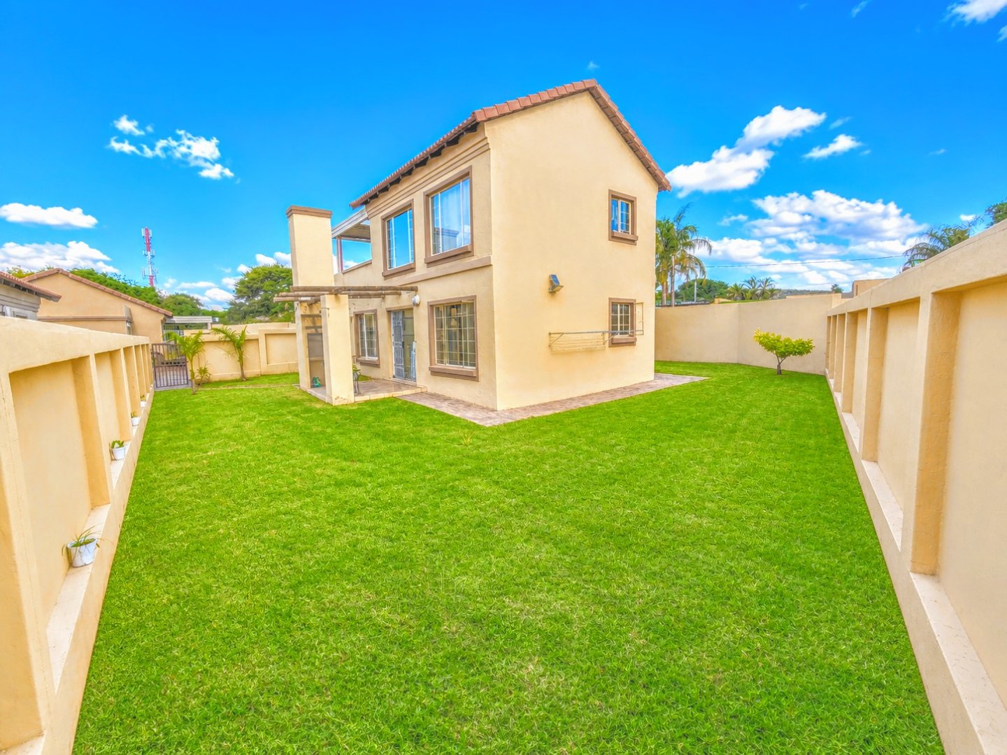 Stunning Ground Floor Townhouse with Exceptional Value