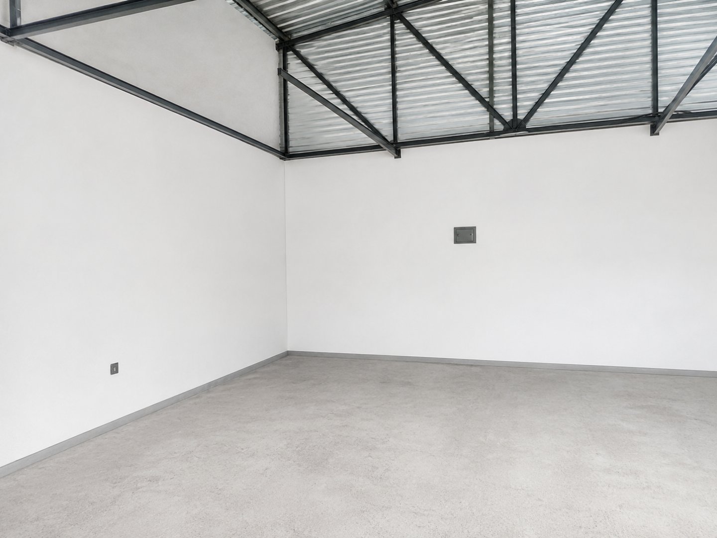 133 m² Retail Shop to Let in Wesbank, Cape Town photo 5