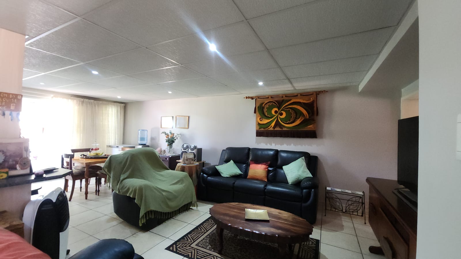 LOUNGE IN SECOND HOUSE