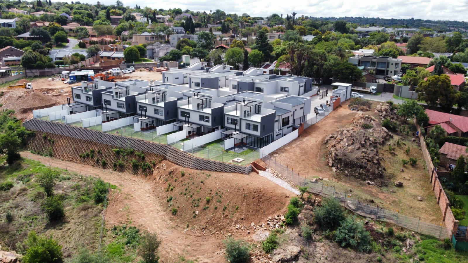 Final 4-Bedroom Signature Residence | Aurora, Hurlingham
