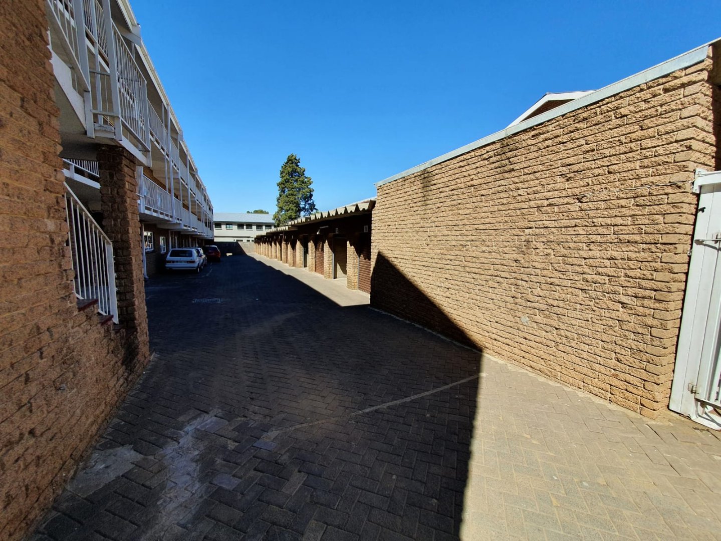 2 Bedroom Apartment in Navalsig For Sale !!! photo 3