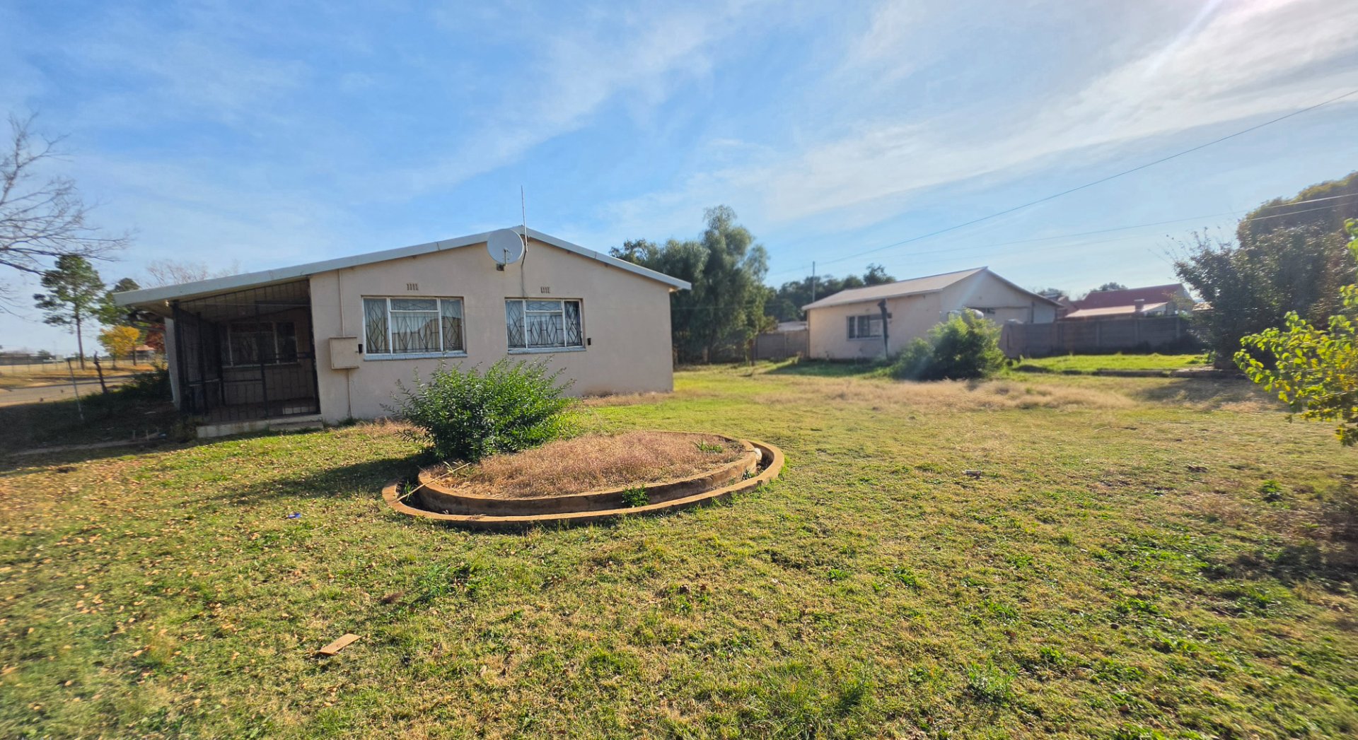 Charming Rensburg Home with Spacious Parking