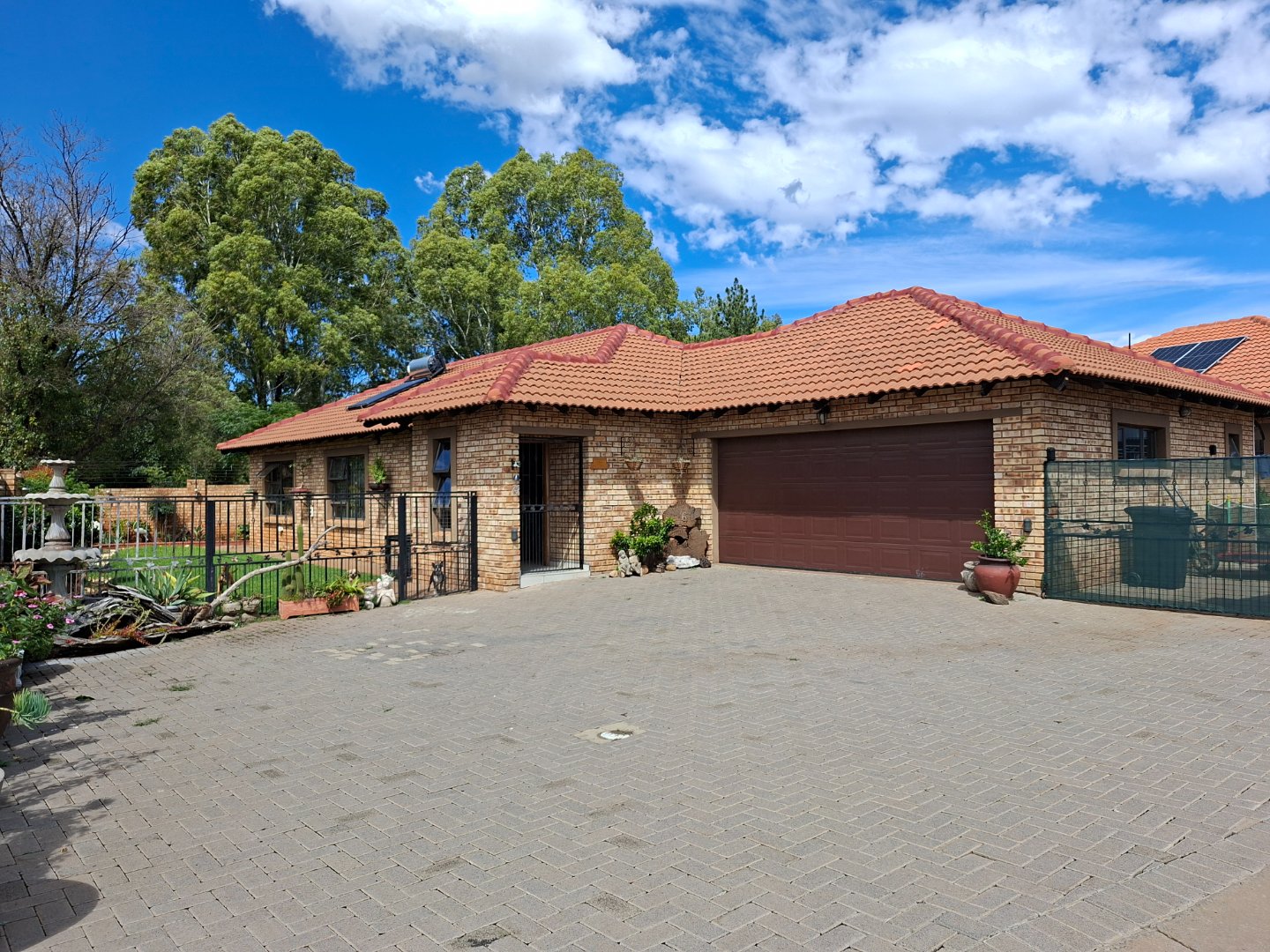Family friendly townhouse in Meyerton