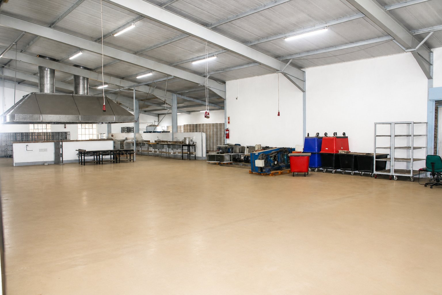 1,610 m² Standalone Industrial Property To Let  | 36 Breytenbach Street, Lydenburg photo 7
