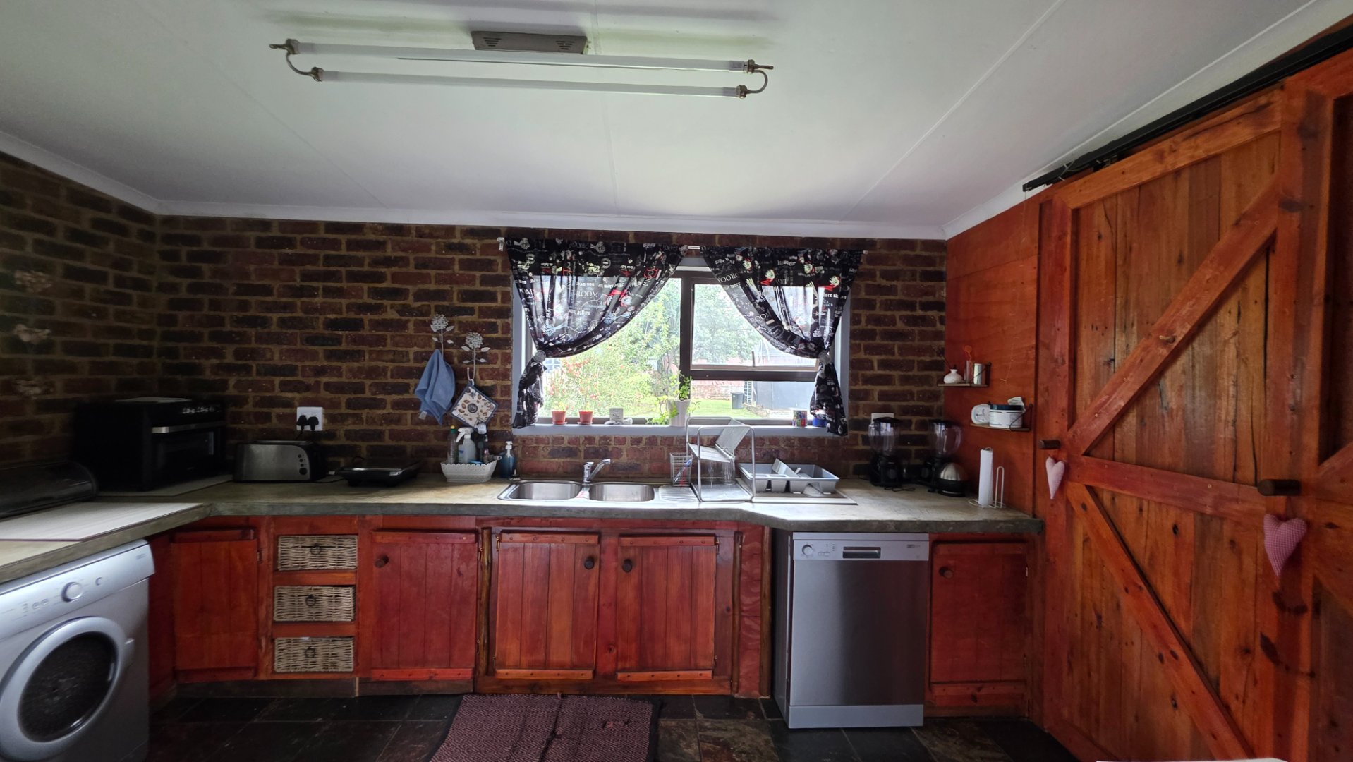 LAUNDRY IN MAIN HOUSE