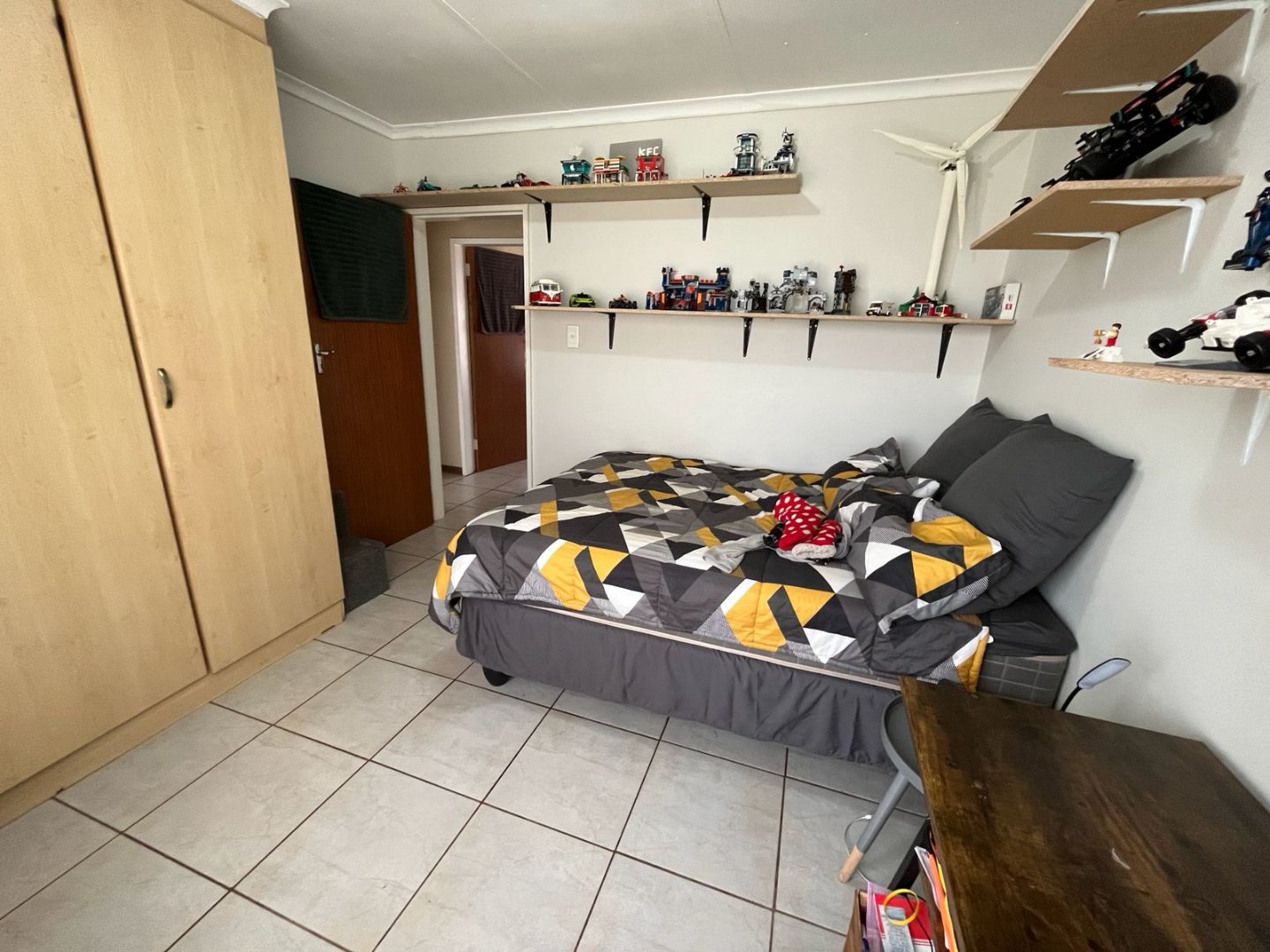 Photo 8