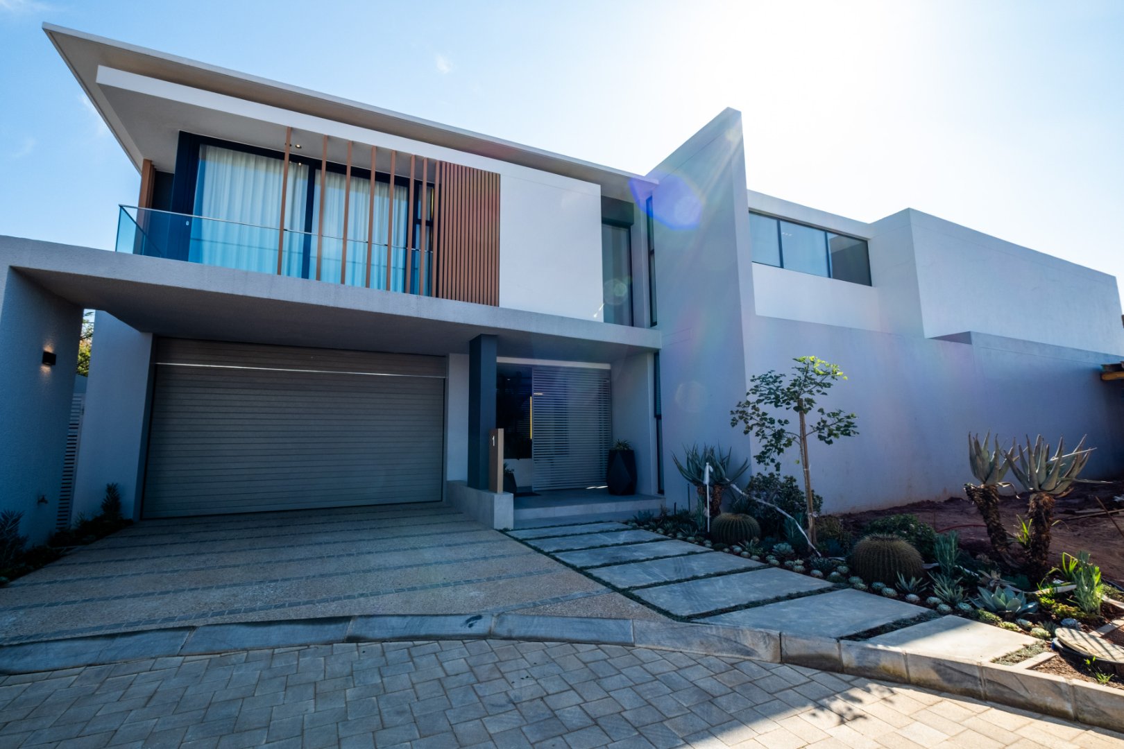 Off-Plan Freehold Luxury in a 24-Hour Boomed Atholl Enclave: Four Final Stands, 12-Month Build