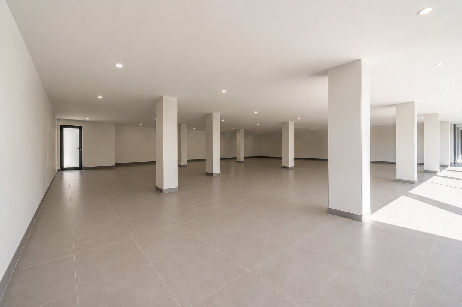 1,130 m² Ground-Floor Retail Space to Let at Wendywood Centre | Shop 9, Sandton photo 12