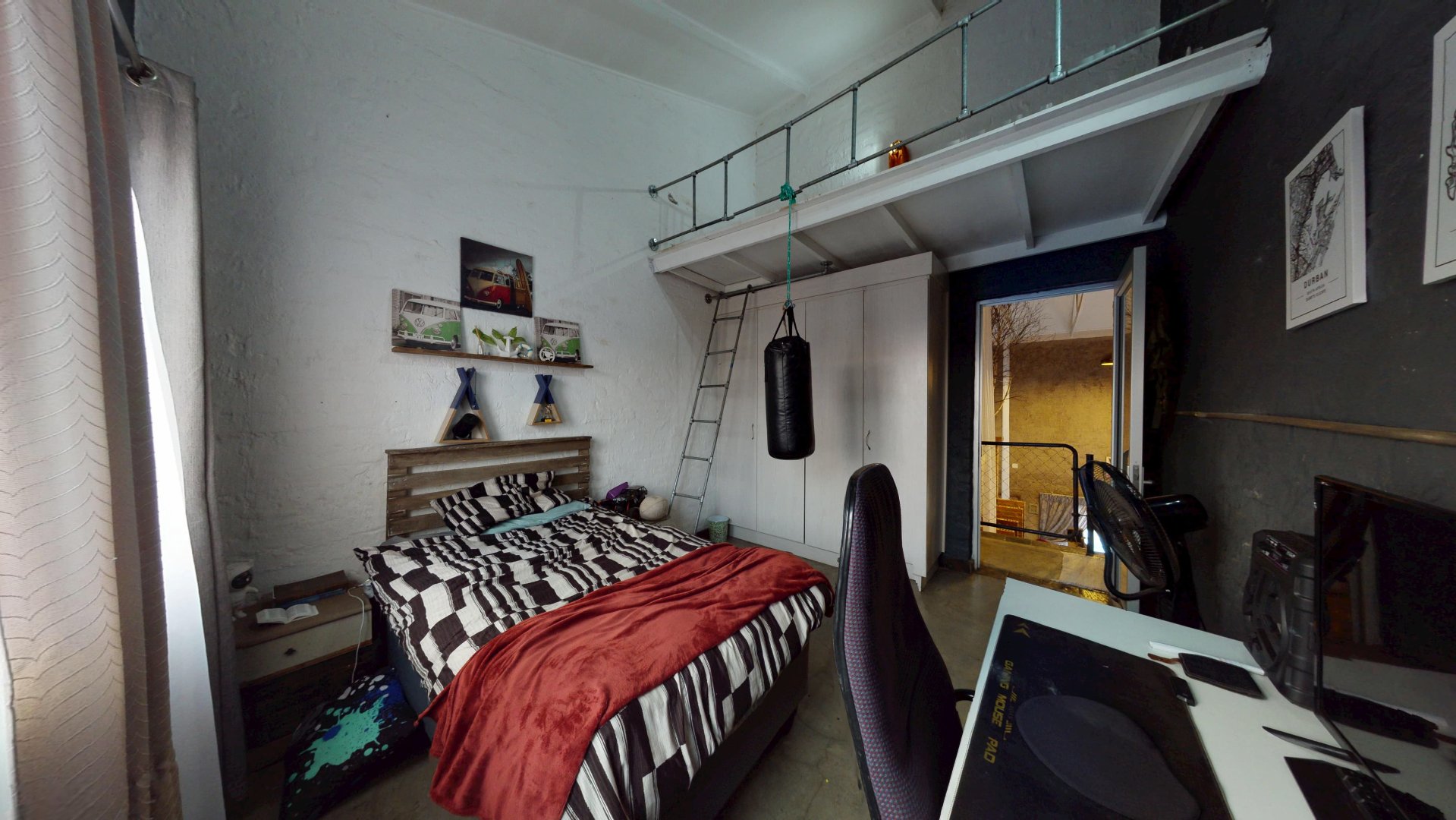 BEDROOM 5