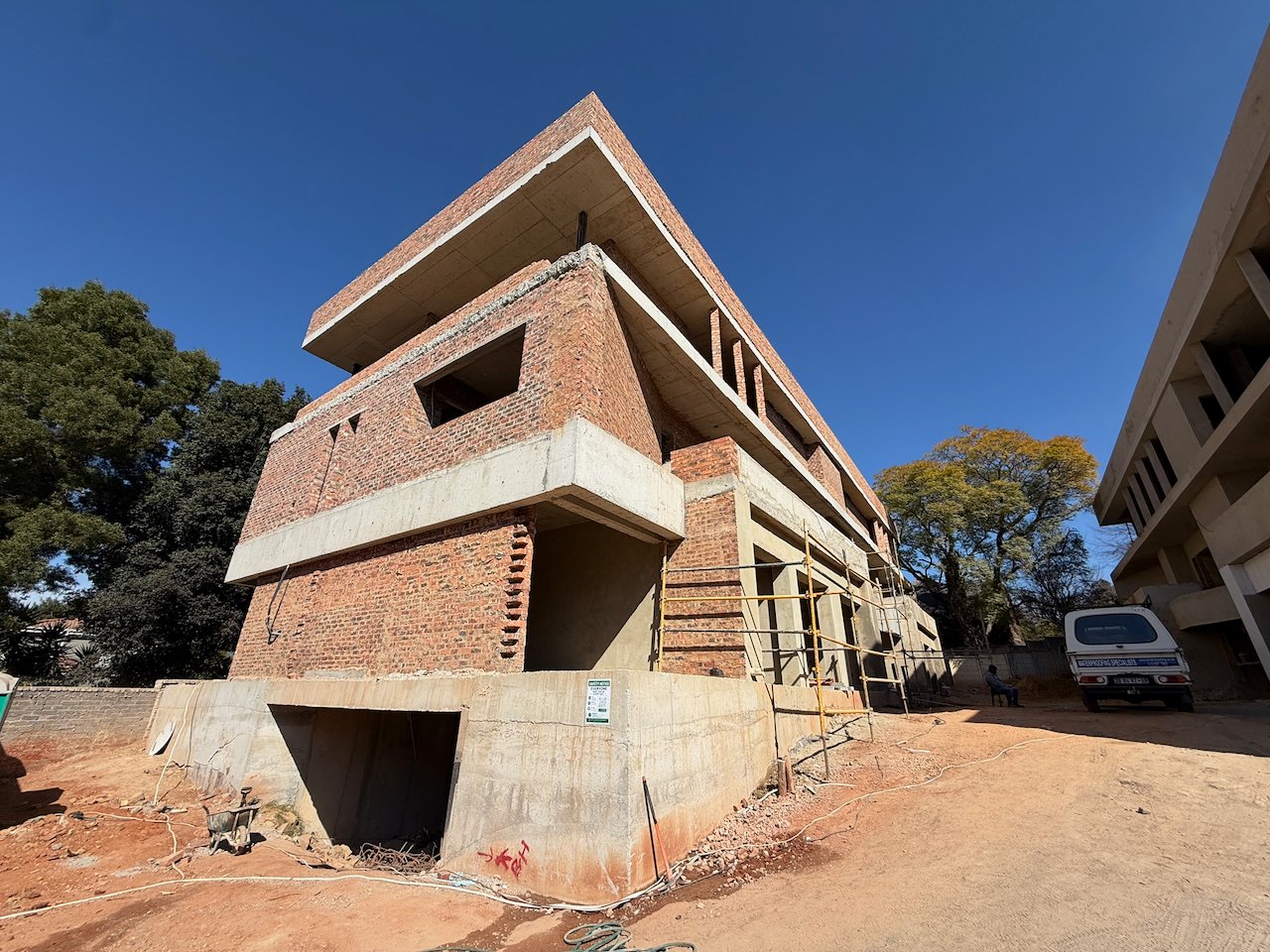 Luxury Duplexes and Penthouses Opposite Melrose Arch