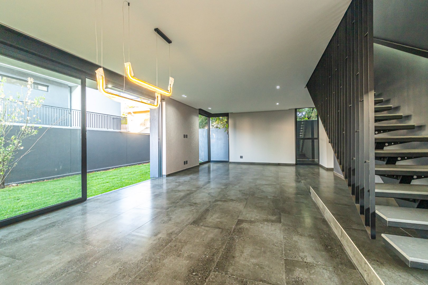 Executive Townhouse with Staff Accommodation
