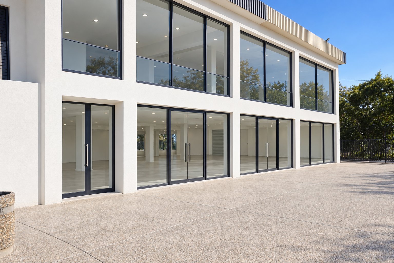 853 m² Ground-Floor Retail Space to Let at Wendywood Centre | Shop 13, Sandton photo 7