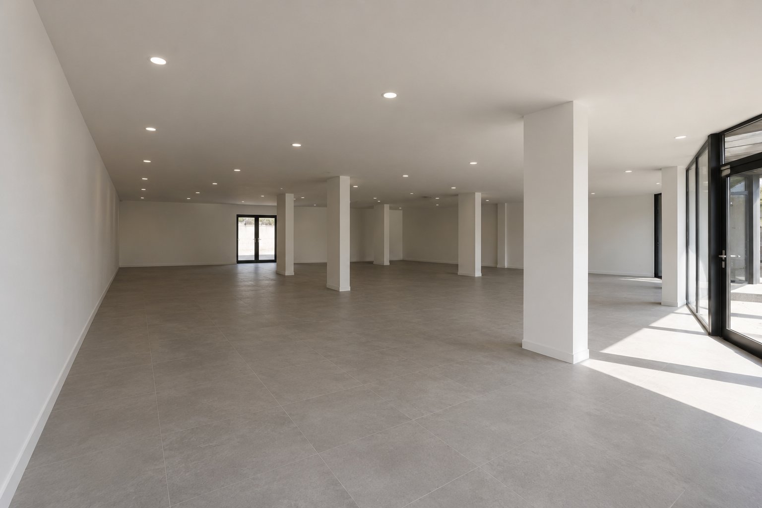 1,130 m² Ground-Floor Retail Space to Let at Wendywood Centre | Shop 9, Sandton photo 10