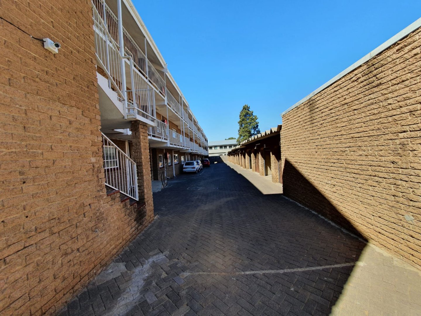 2 Bedroom Apartment in Navalsig For Sale !!! photo 2