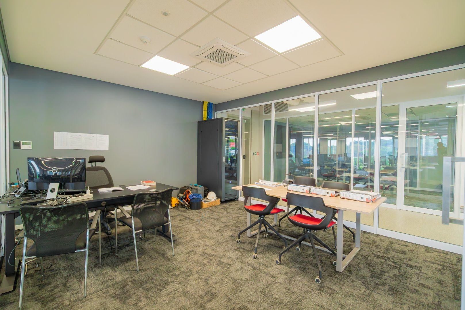 Premium Ground Floor Office To Let | 1,300m² | 105 Corlett Drive, Birnam