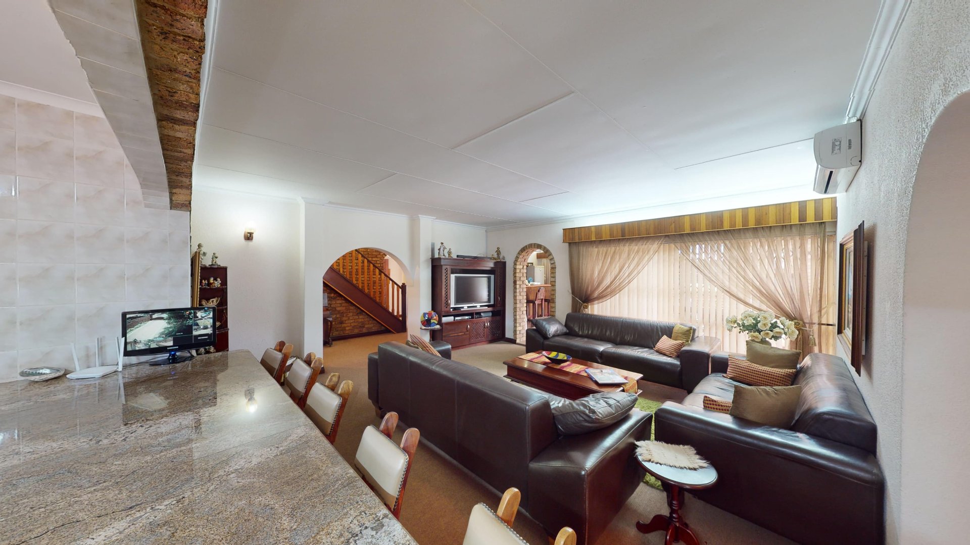 LOUNGE IN MAIN DWELLING