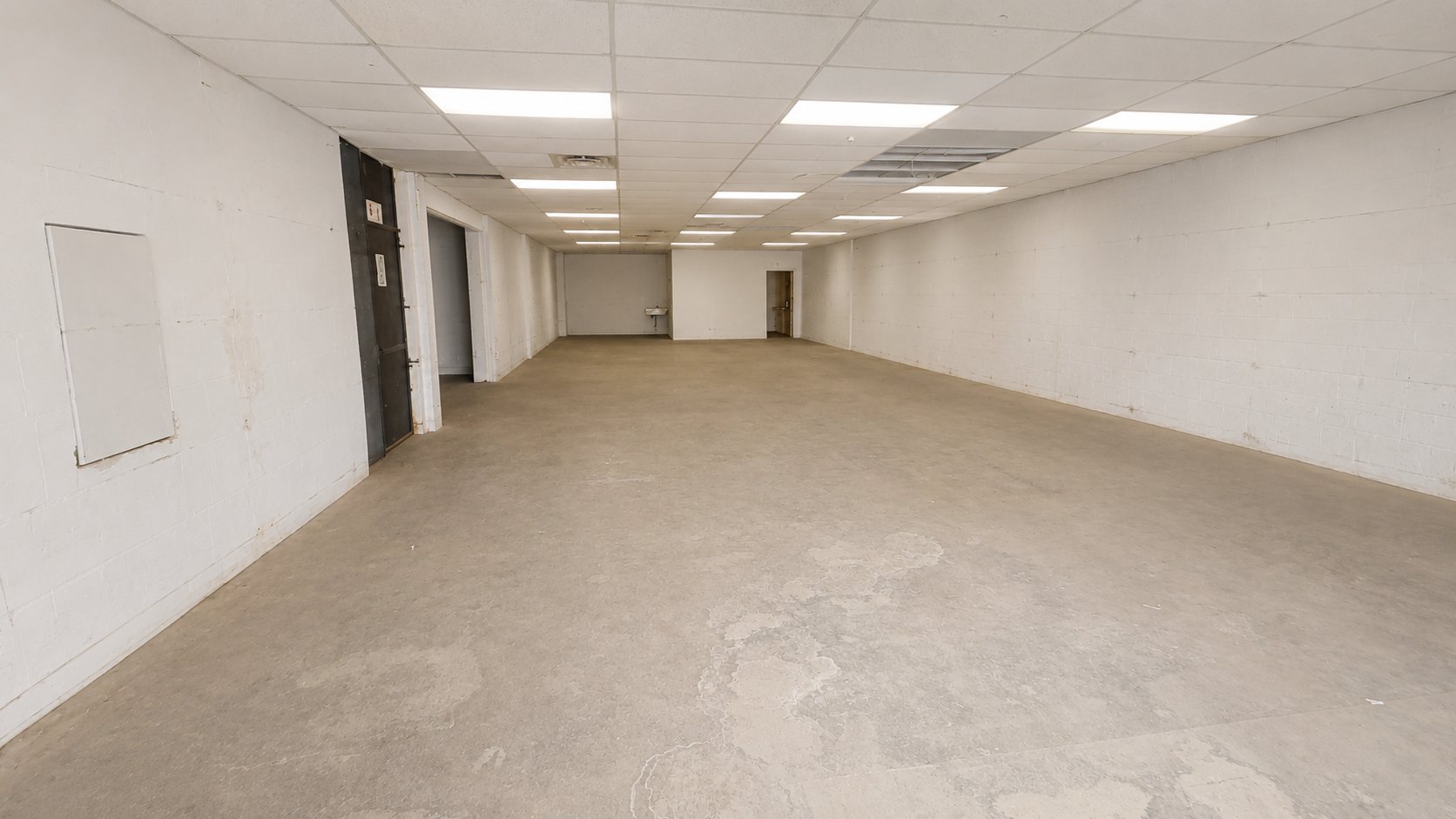 240 m² Ground Floor Retail Space To Let at 593 Louis Botha | Shop 4 | High-Exposure Commercial Opportunity photo 11