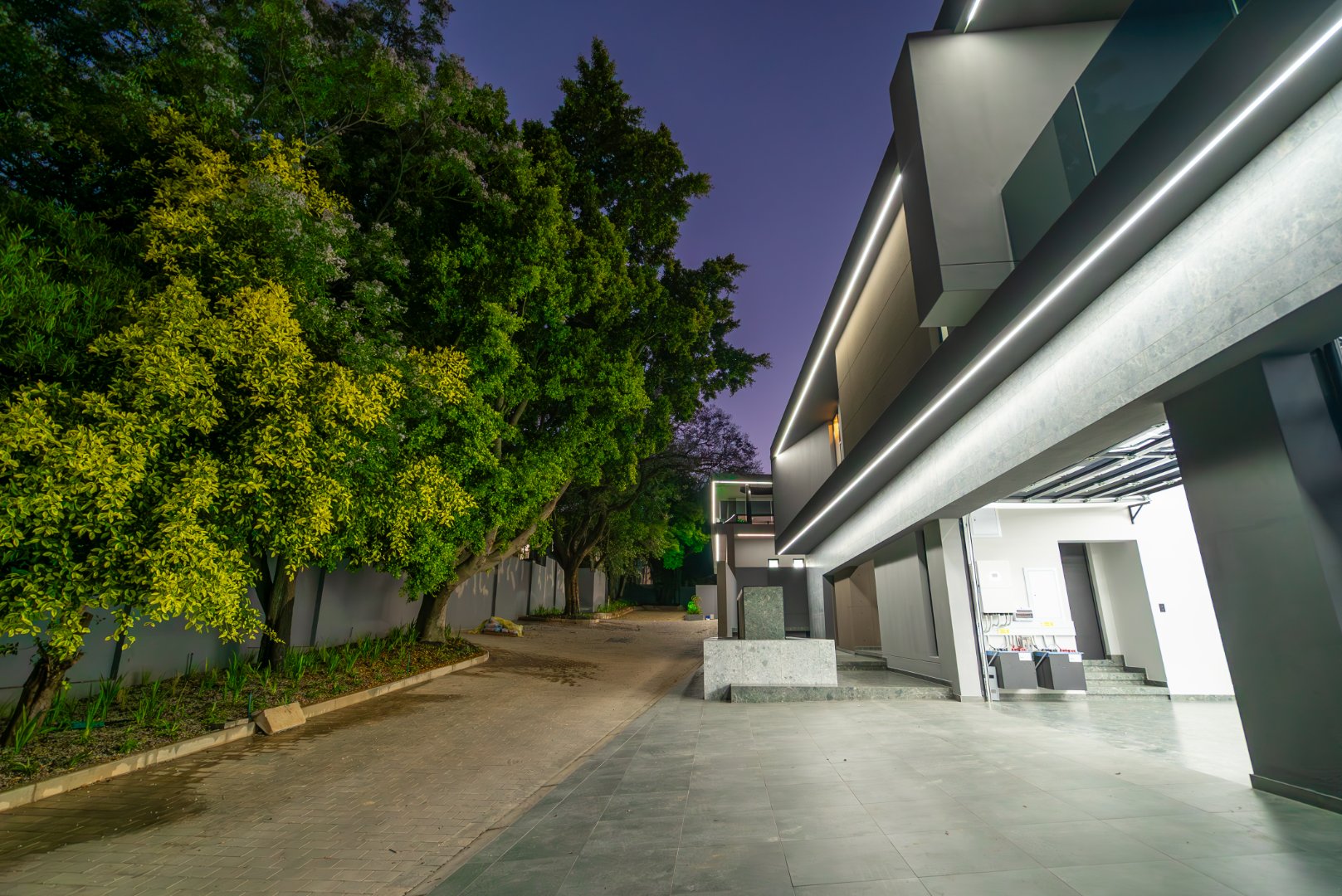 Brand new Modern Cluster Home