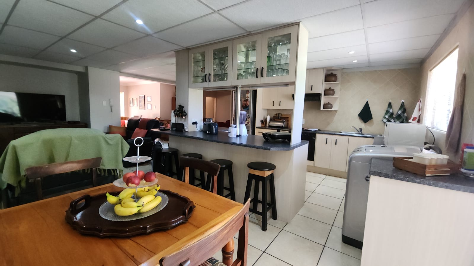 DINING ROOM IN SECOND DWELLING